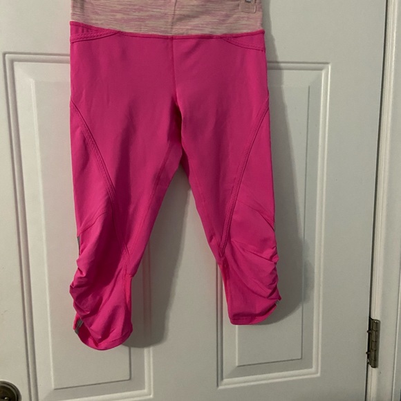 Lululemon - Picture 10 of 12